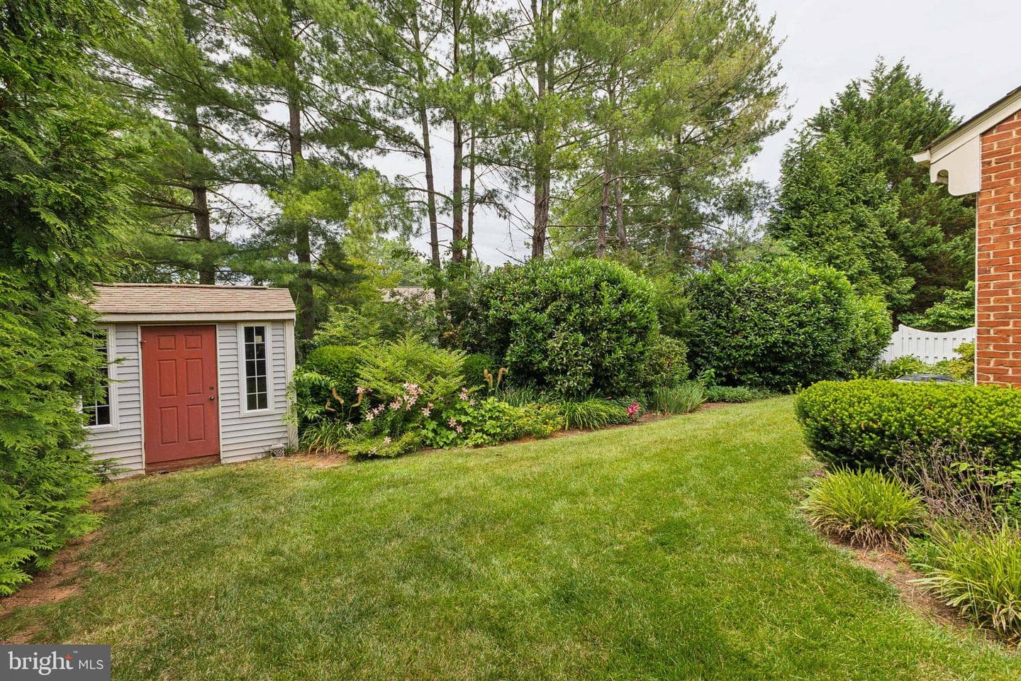 800 Mulberry Lane photo 8