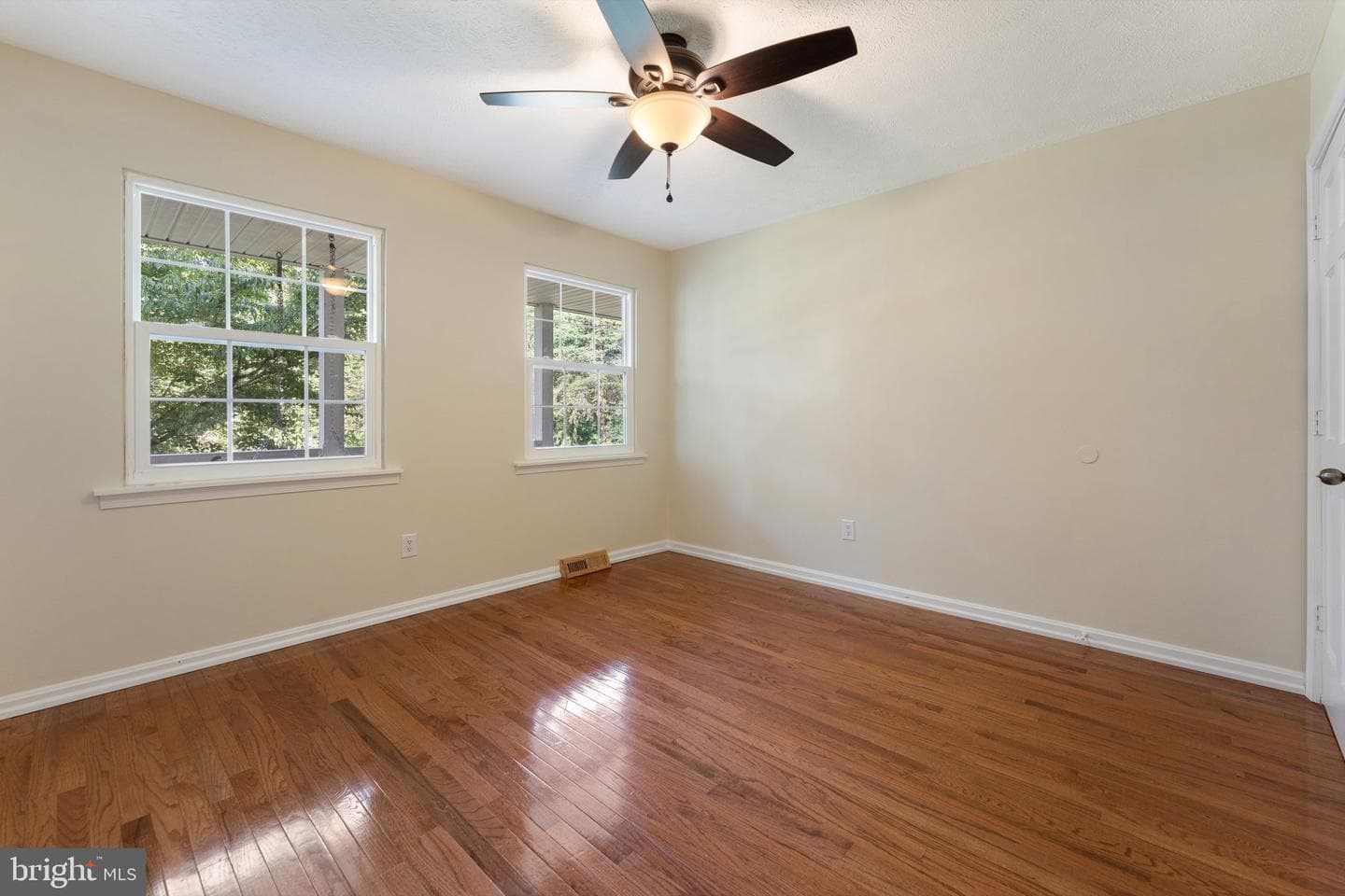 9595 Roys Lane photo 19