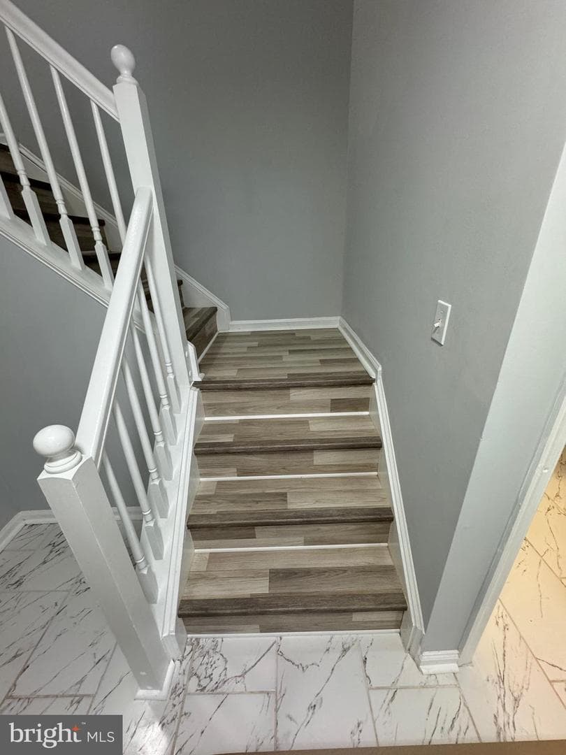 860 Ripplebrook Drive photo 21