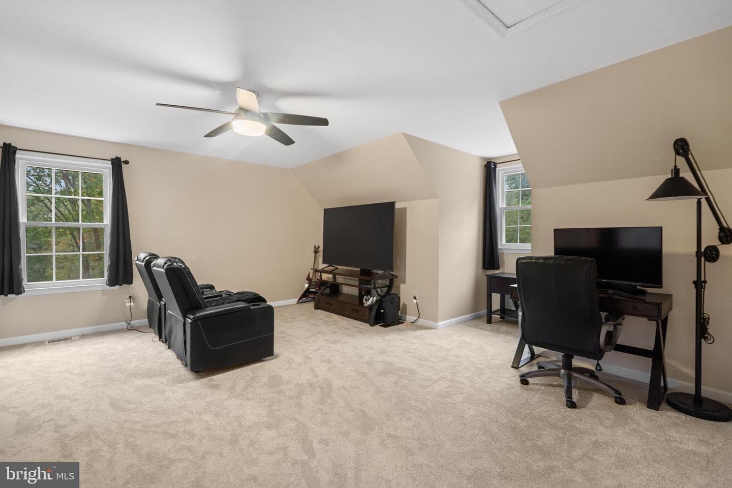 3193 Southampton Drive photo 32