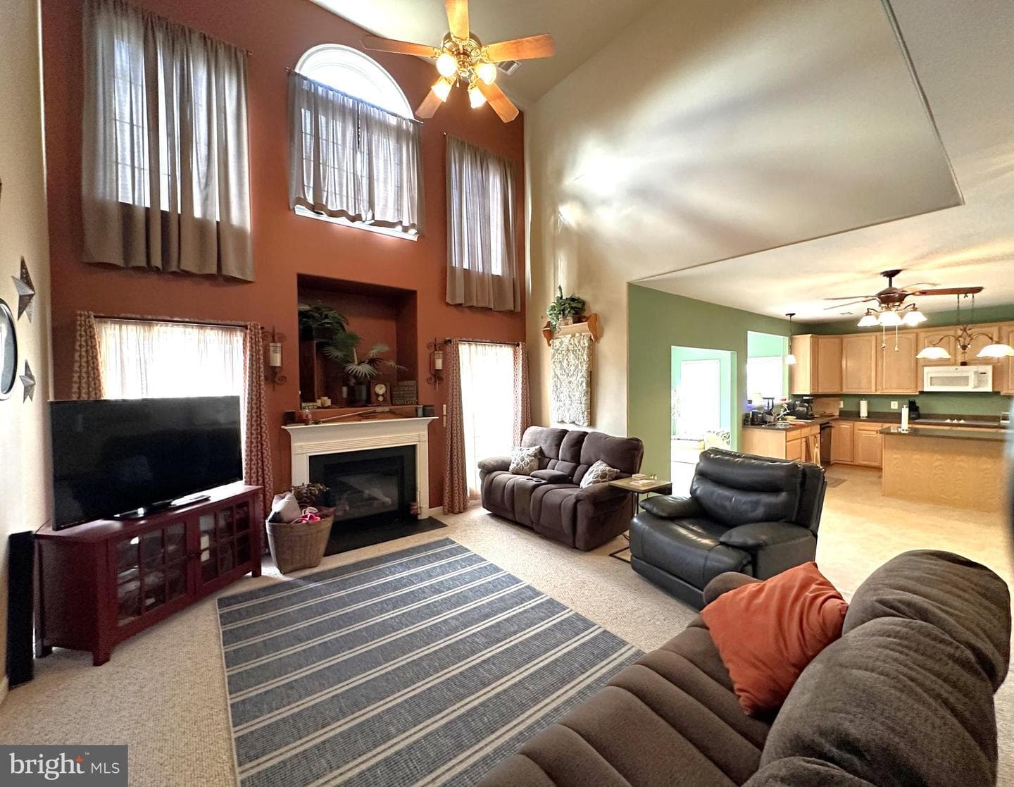 1076 Virginia Avenue photo 11