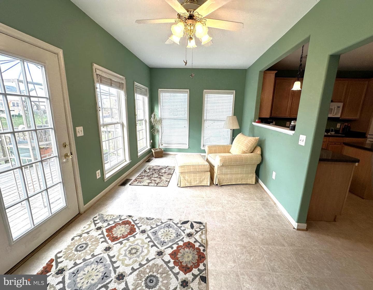 1076 Virginia Avenue photo 16