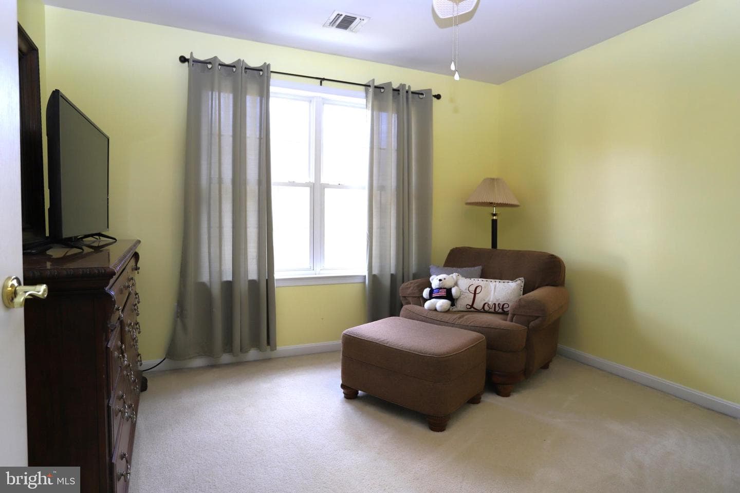 1076 Virginia Avenue photo 21