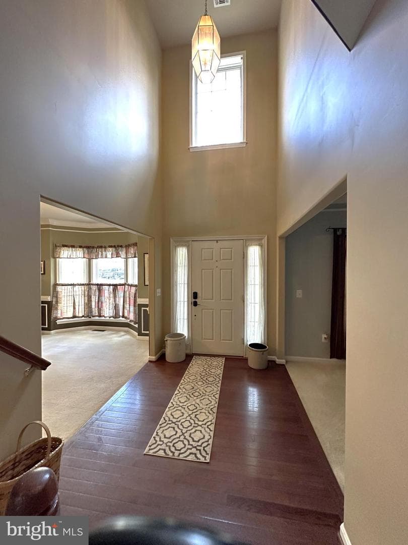 1076 Virginia Avenue photo 3