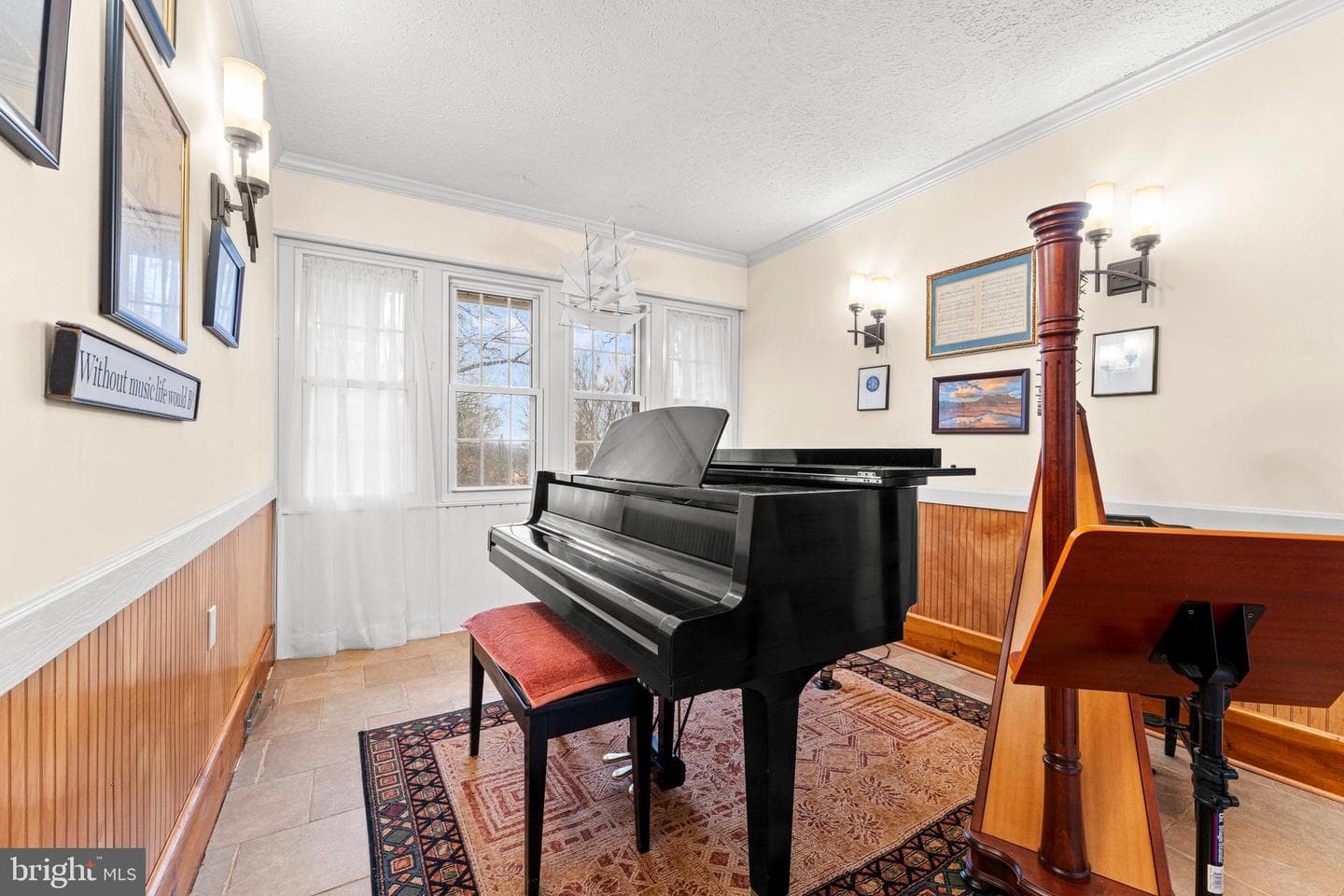 24060 Cedar Mountain Drive photo 3