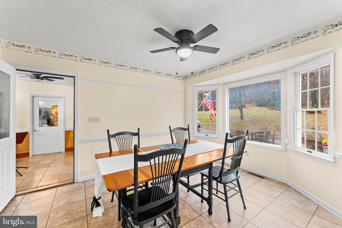 24060 Cedar Mountain Drive photo 9
