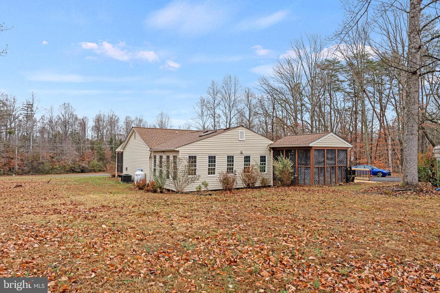 21322 Jennings Road photo 29