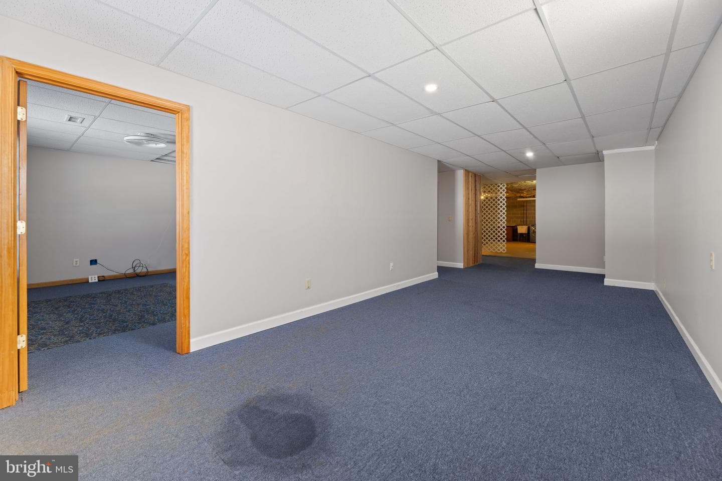 9176 Whitestone Court photo 29