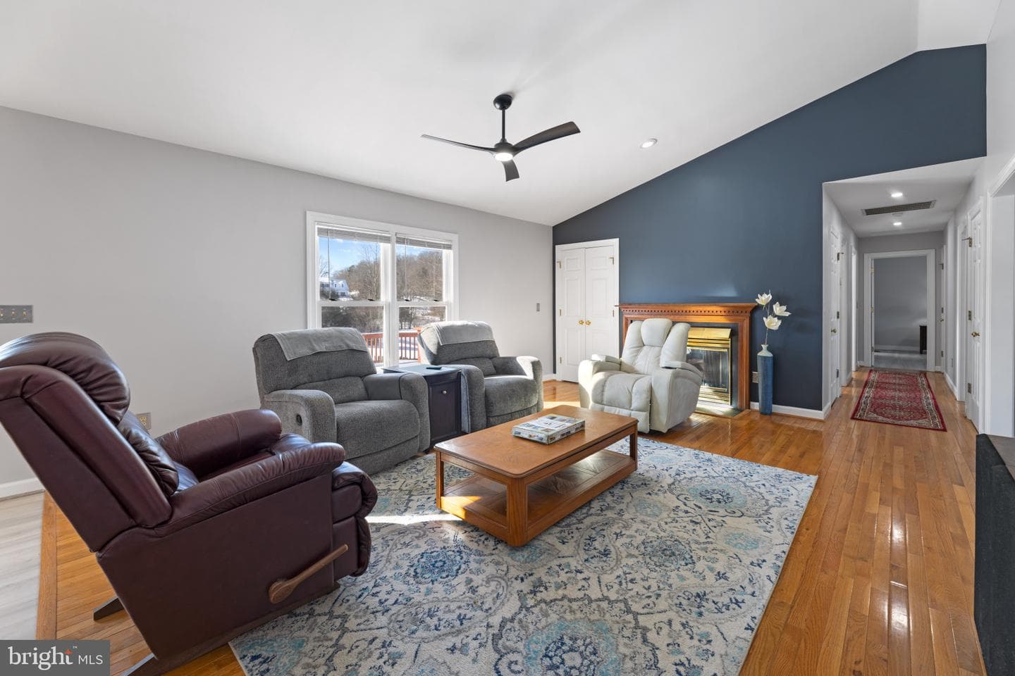 9176 Whitestone Court photo 6