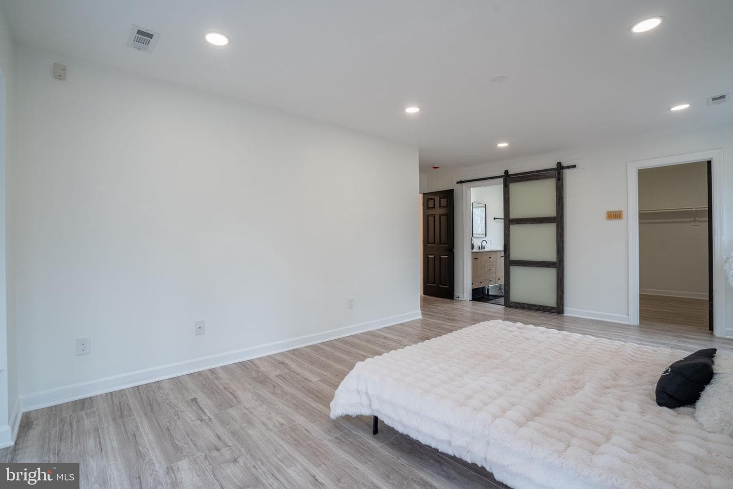 8261 Tinsley Place photo 36