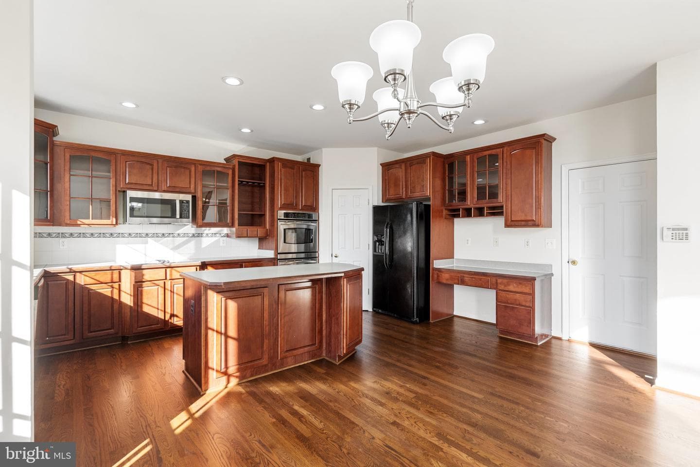 755 Holly Leaf Road photo 32
