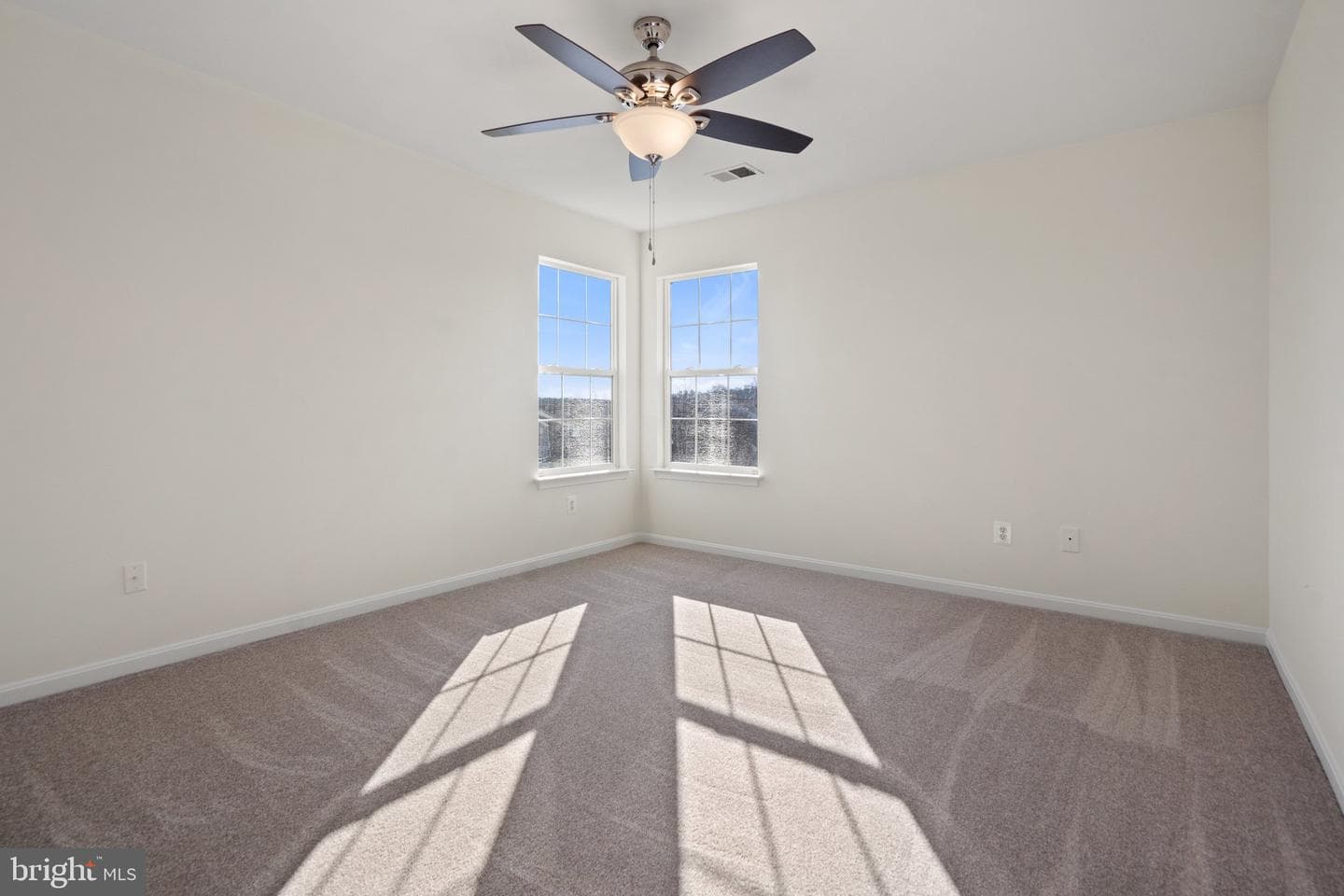 755 Holly Leaf Road photo 40
