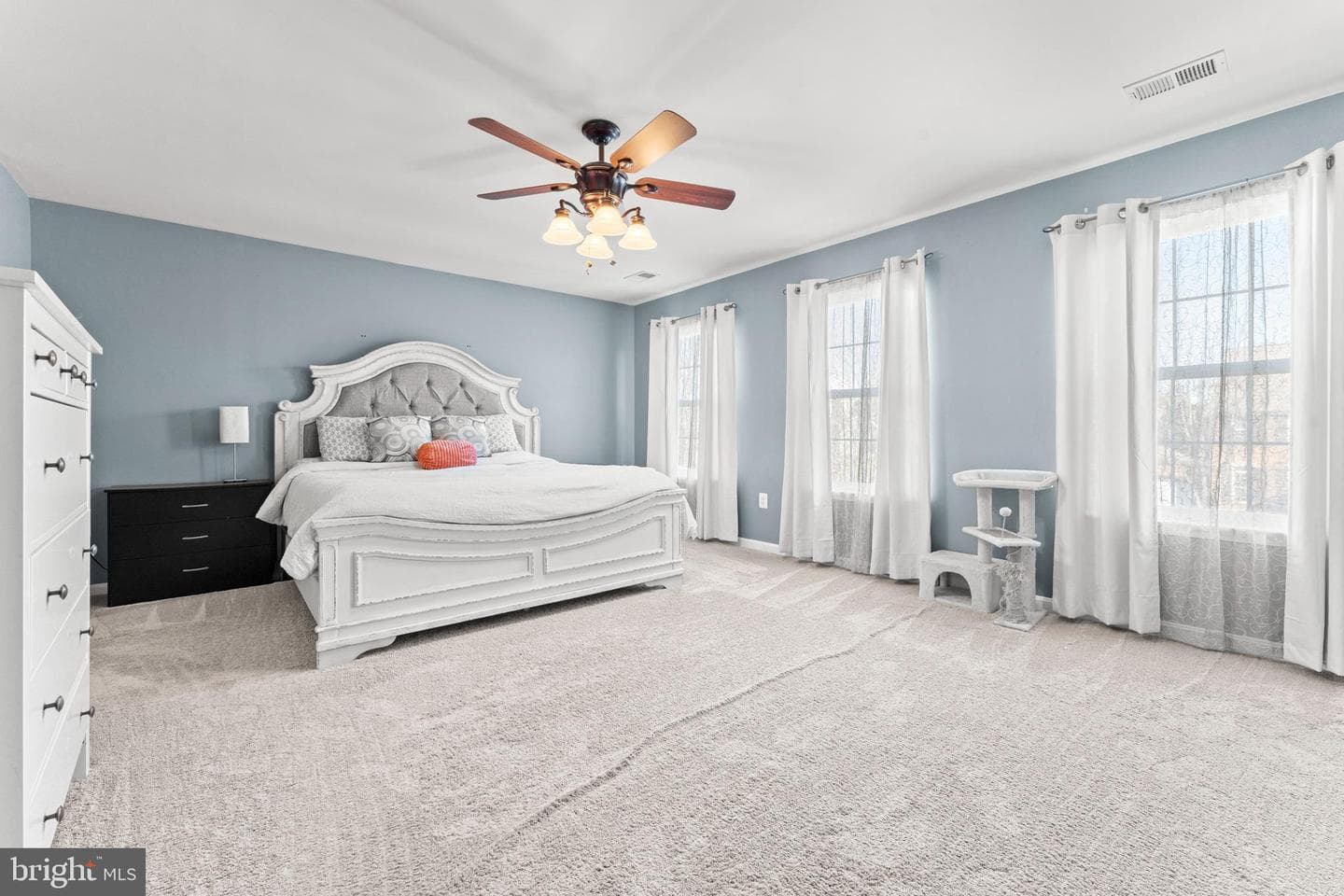 749 Holly Leaf Road photo 19