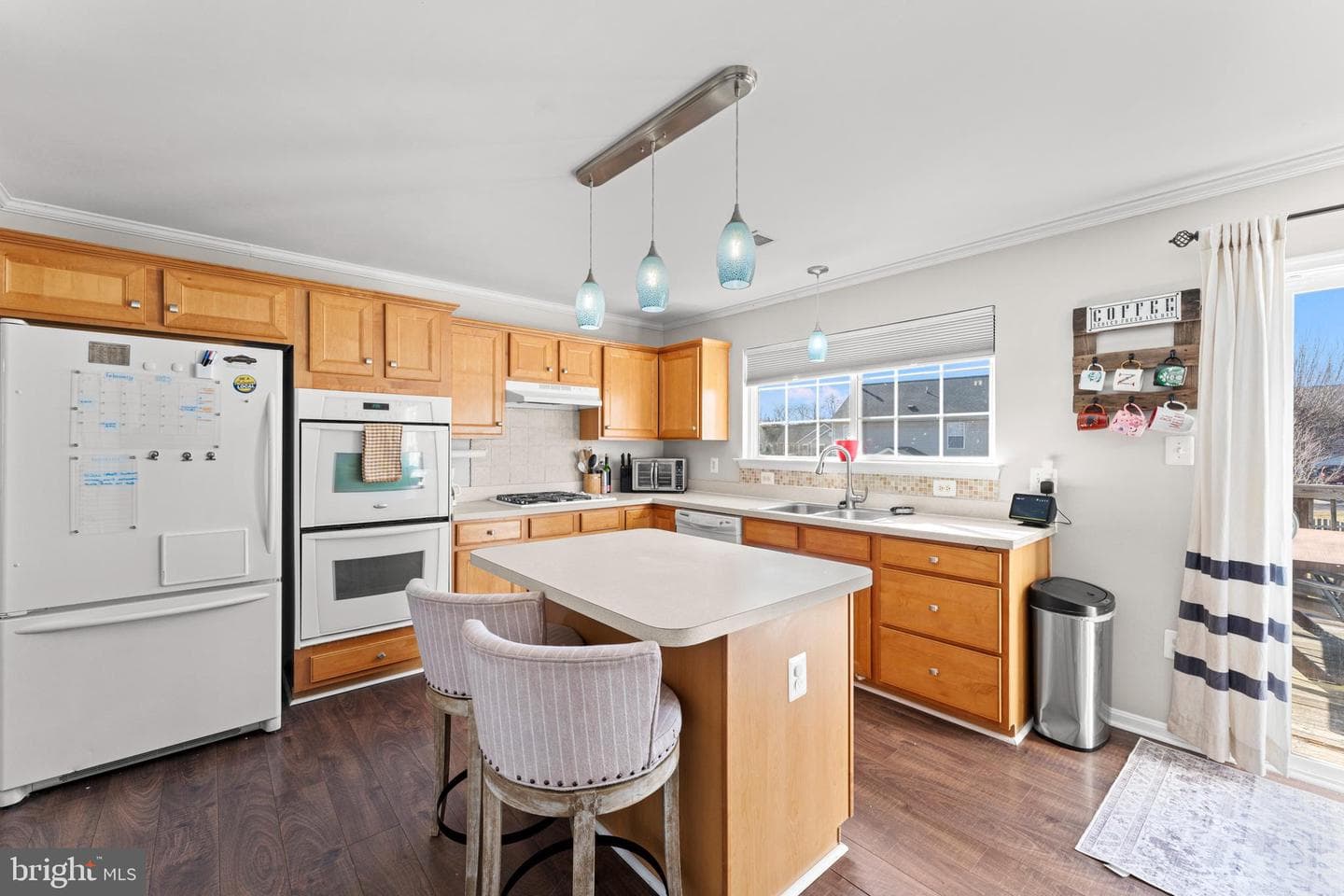 749 Holly Leaf Road photo 4