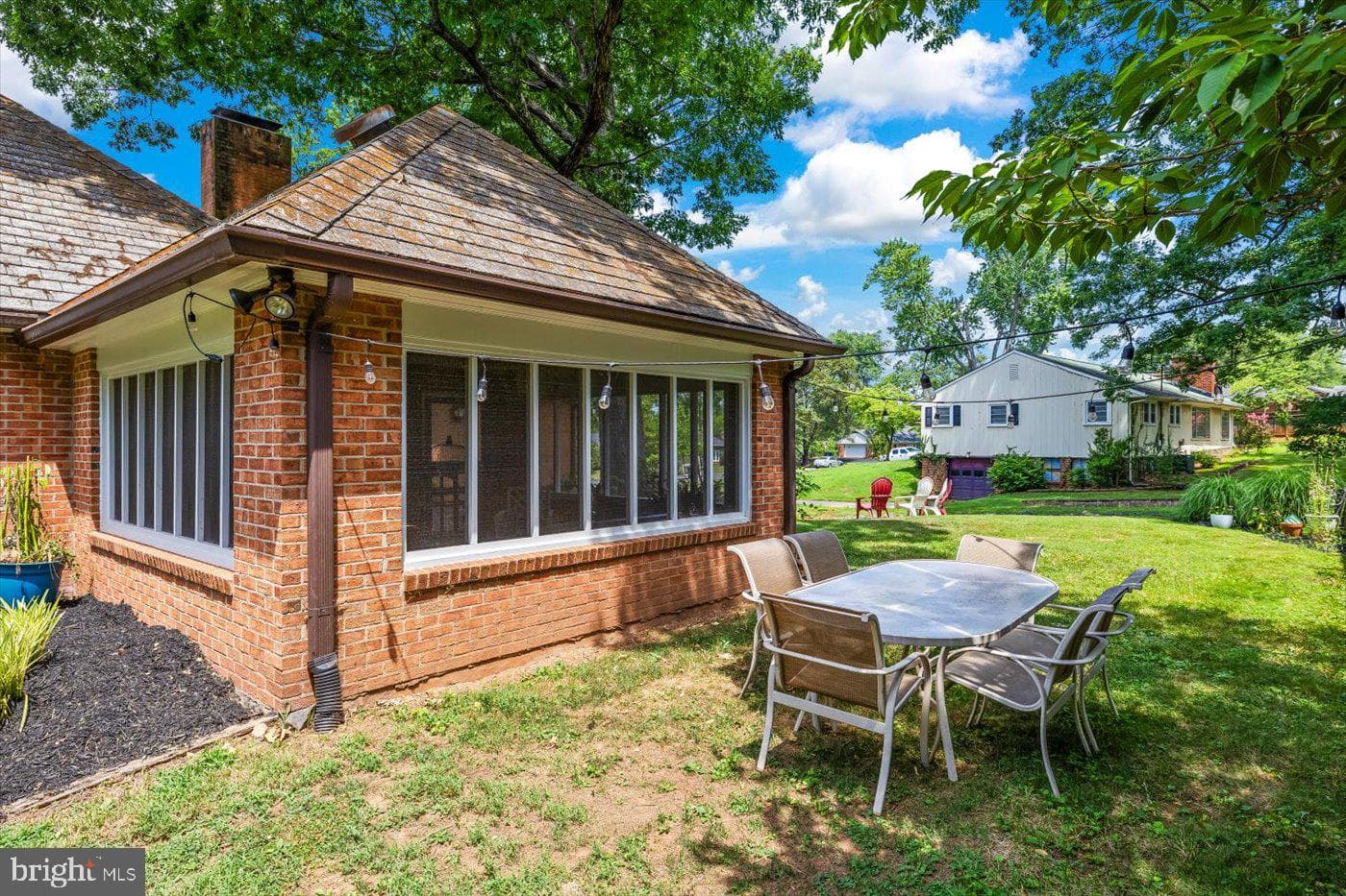1084 Oaklawn Drive photo 9
