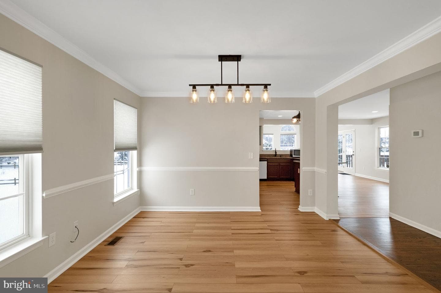 1048 Riverdale Circle photo 16