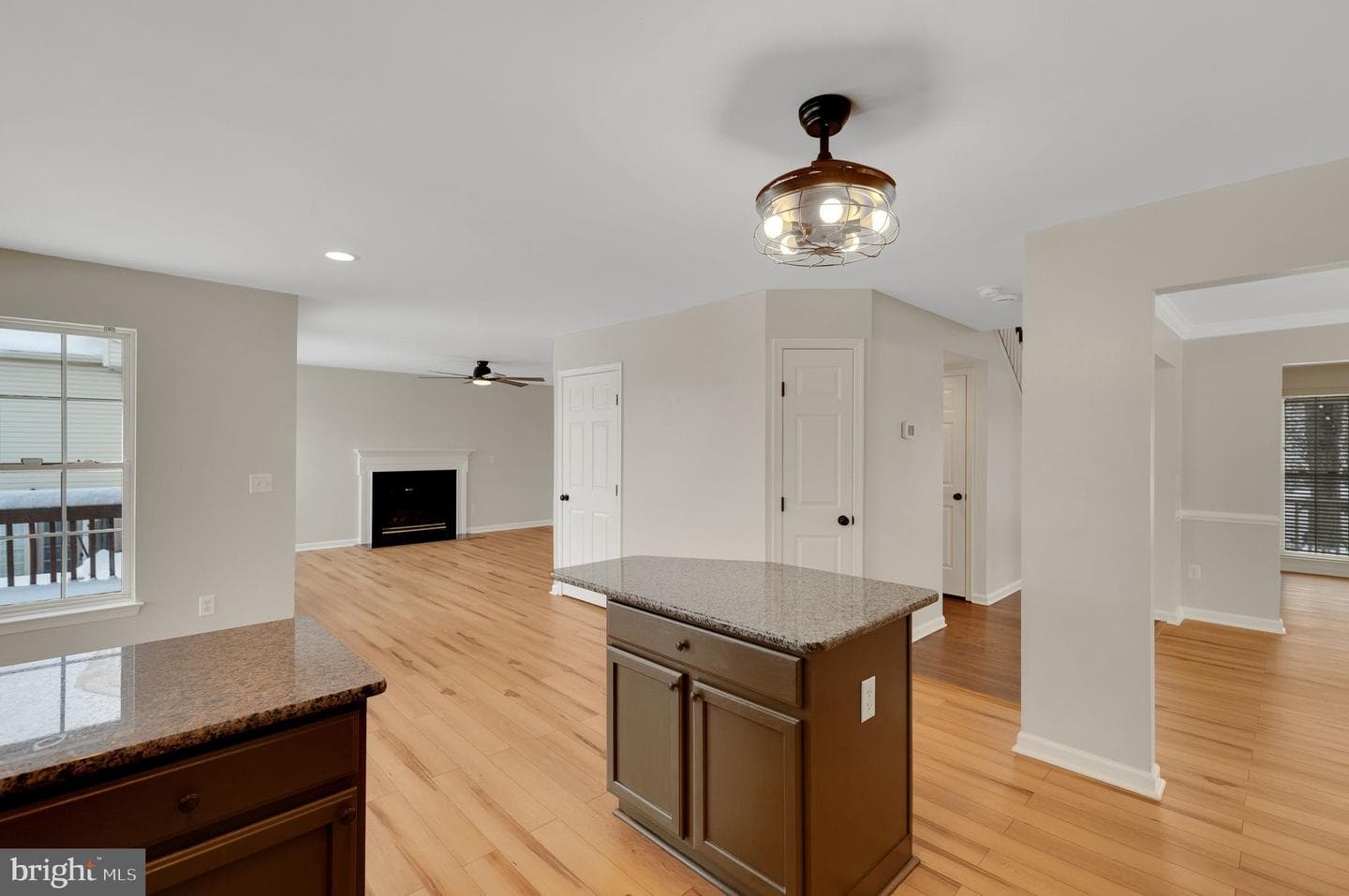 1048 Riverdale Circle photo 7