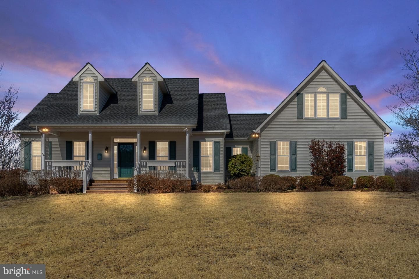 18464 Snaffle Lane photo 2