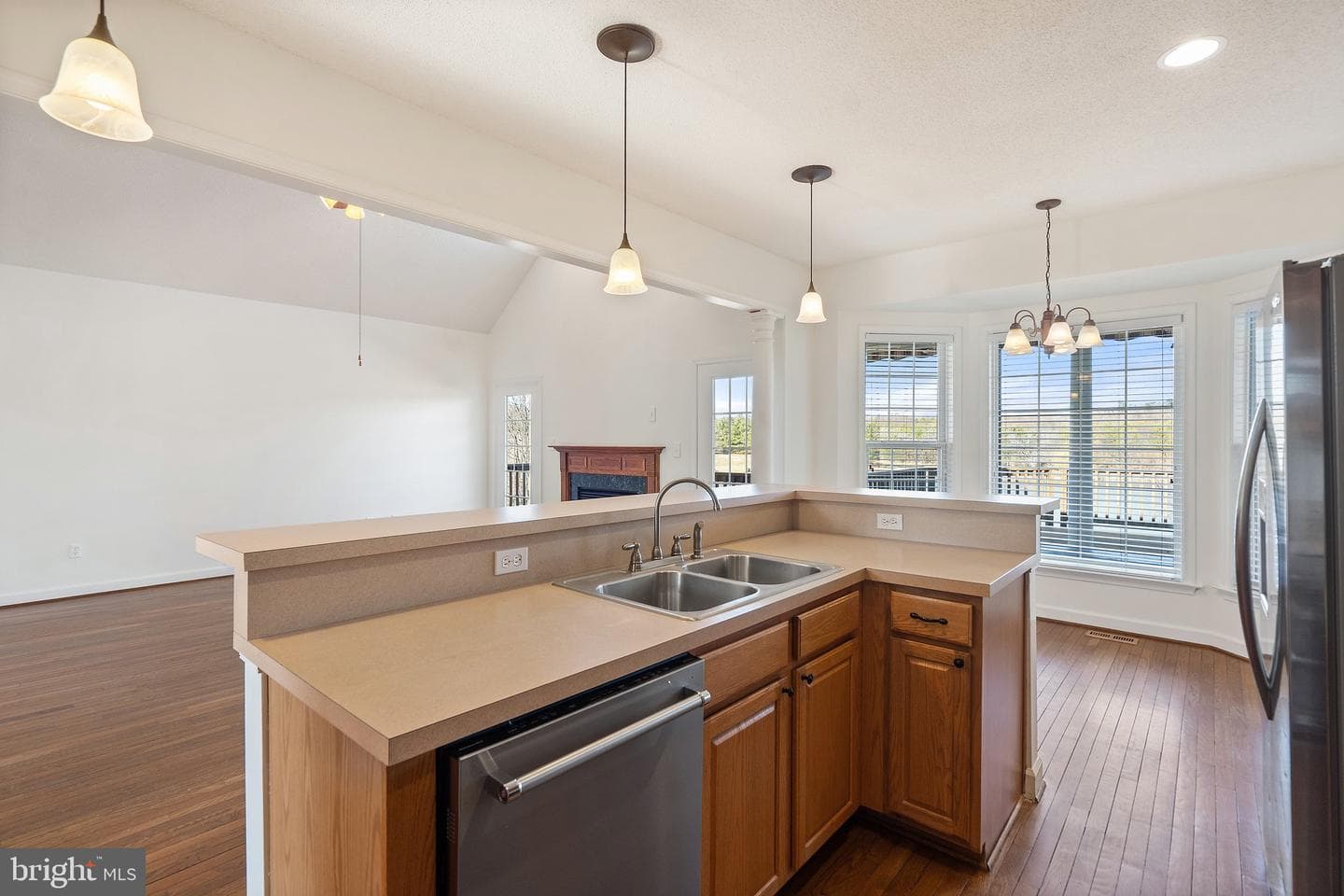 18464 Snaffle Lane photo 29