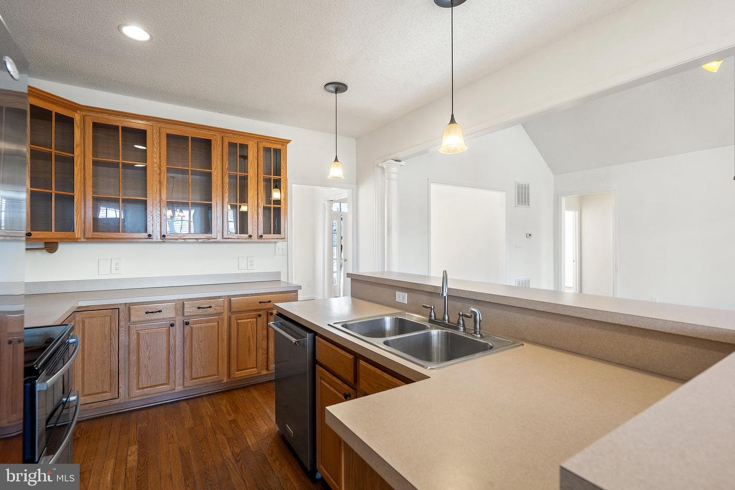 18464 Snaffle Lane photo 30