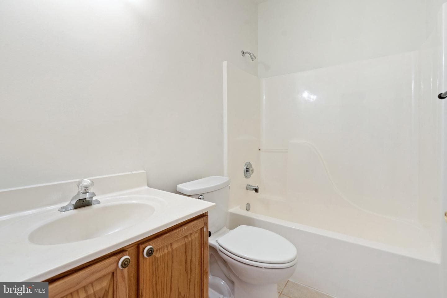 18464 Snaffle Lane photo 43