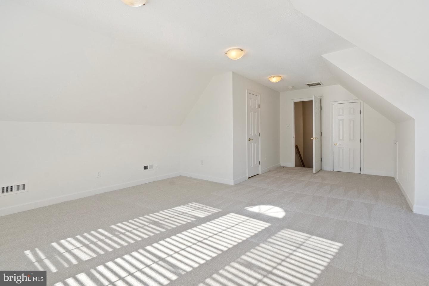 18464 Snaffle Lane photo 47