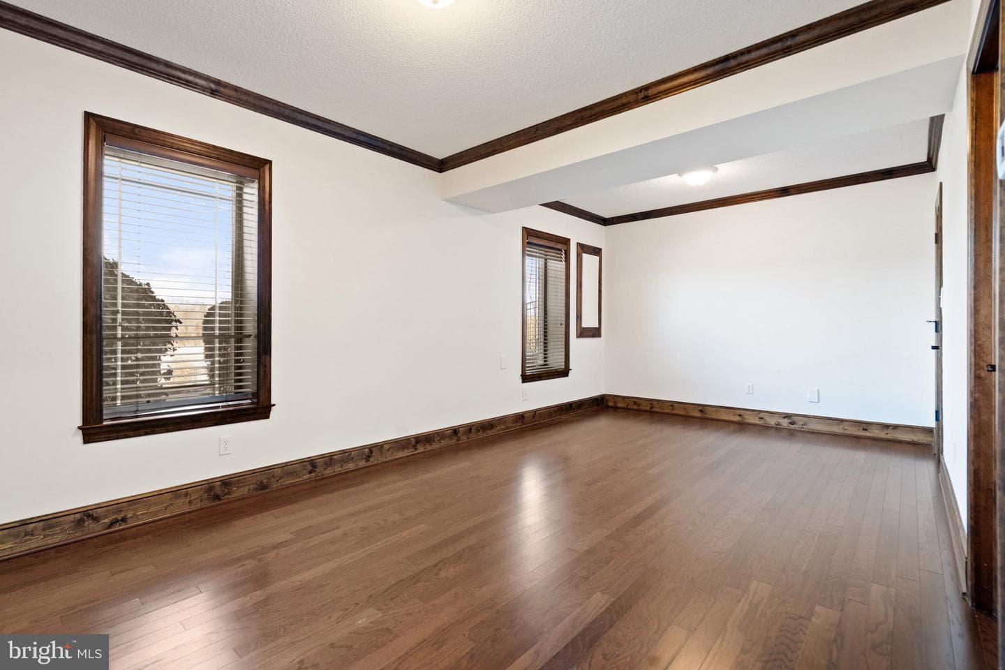 18464 Snaffle Lane photo 51