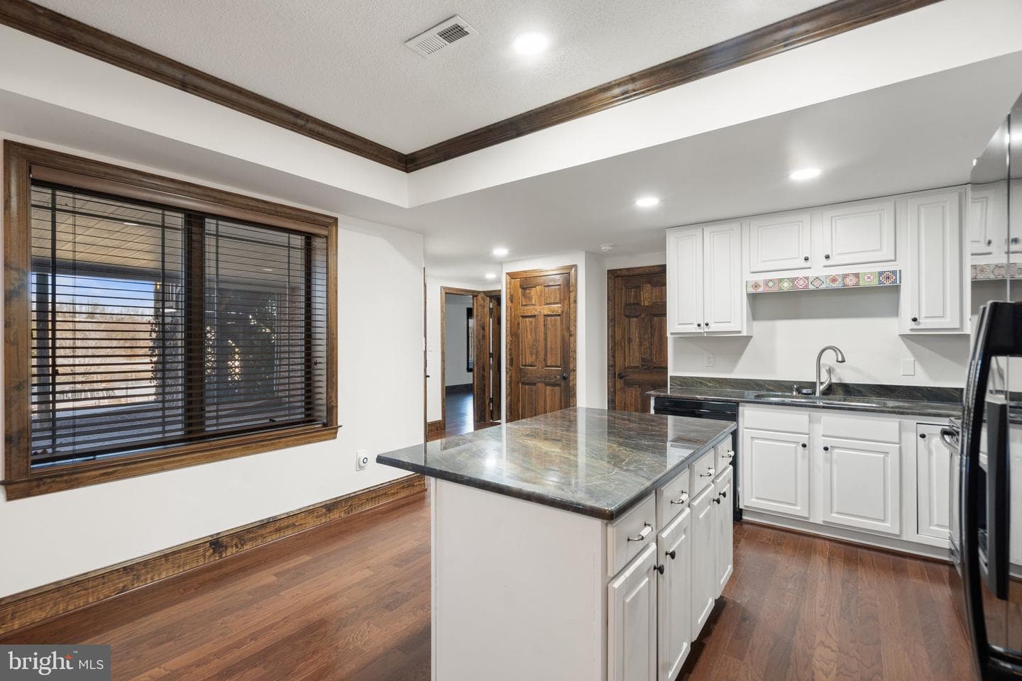 18464 Snaffle Lane photo 57