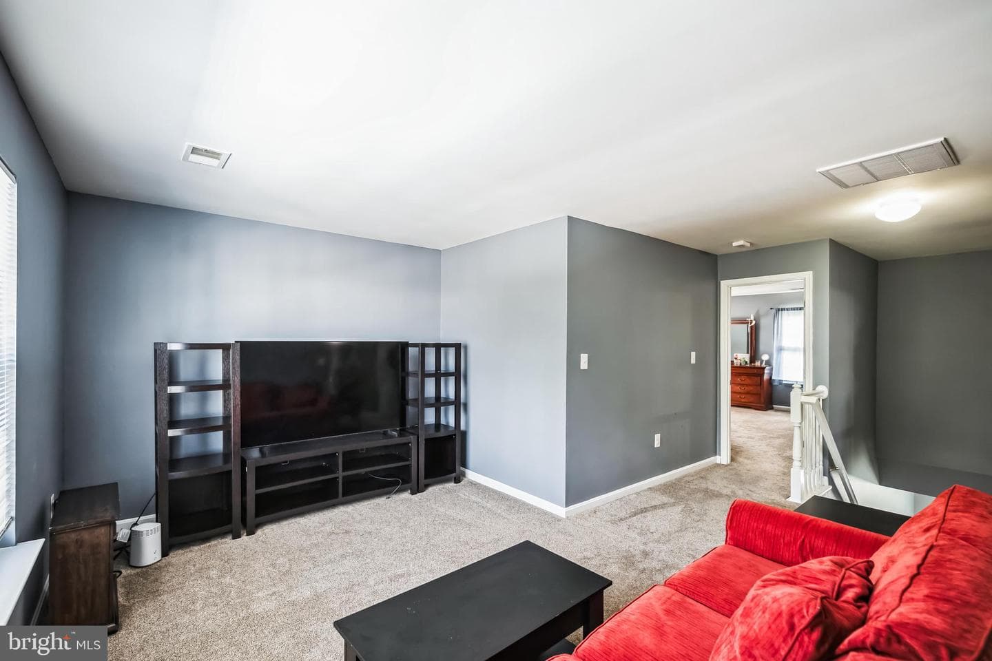 909 Fairtree Lane photo 22