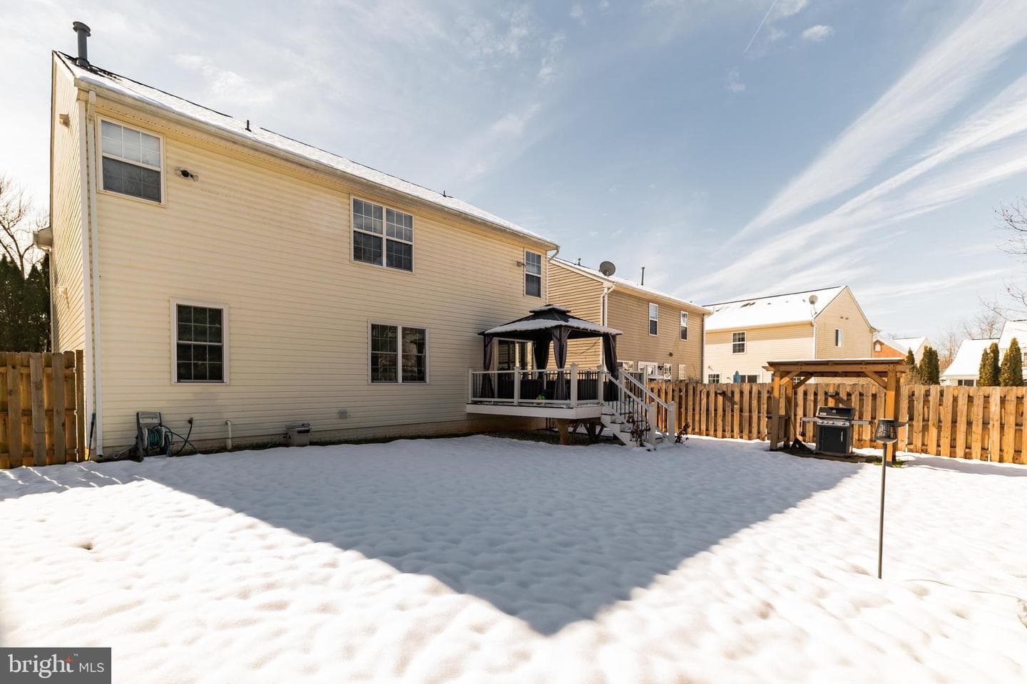 909 Fairtree Lane photo 27