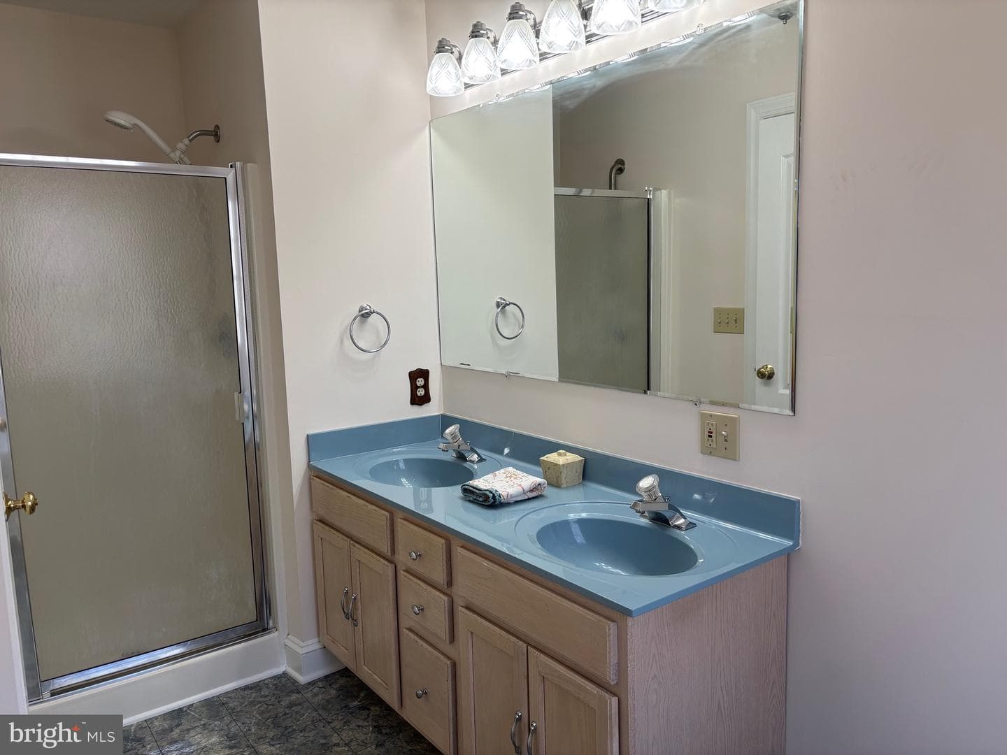 7857 Hazeland Lane photo 11