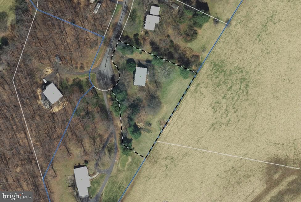 19389 Woods Road photo 5