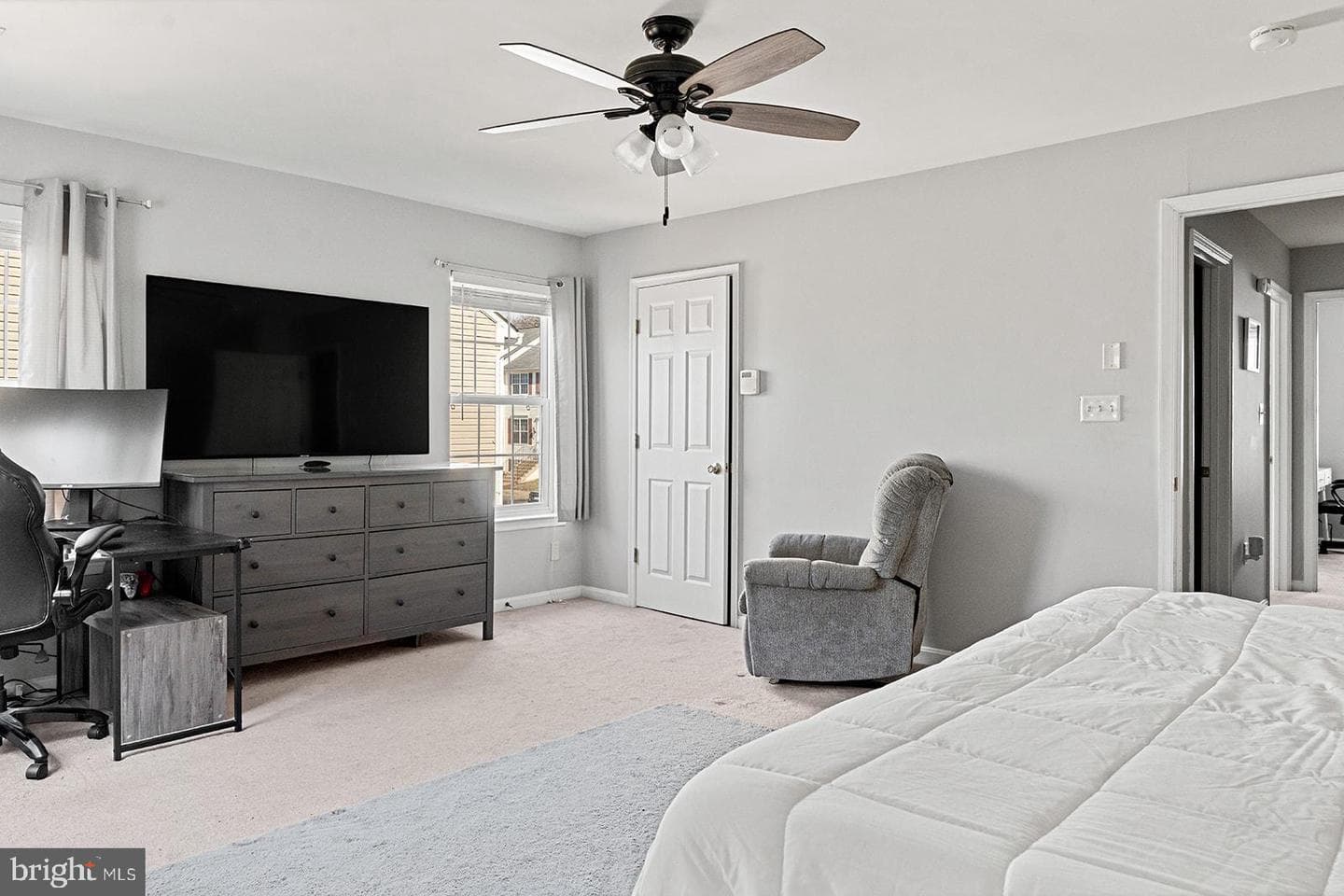 355 Snyder Lane photo 28