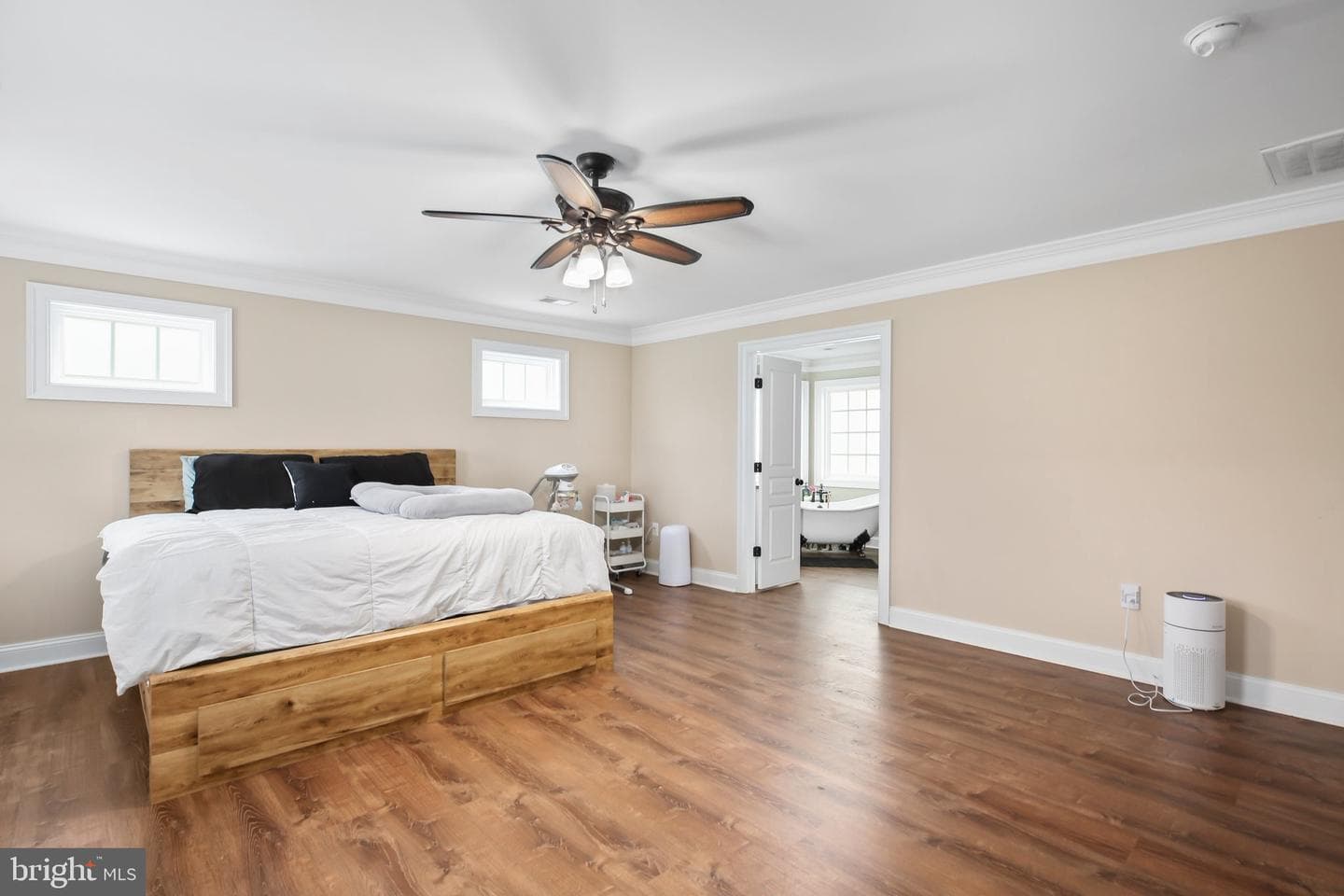 6070 Boston Ridge Court photo 4