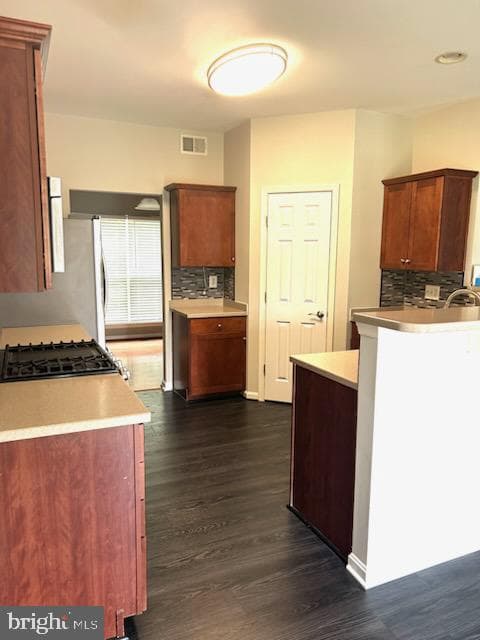 654 Holly Crest Drive photo 13
