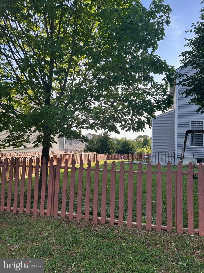 654 Holly Crest Drive photo 41