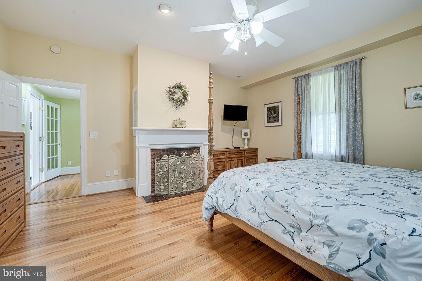 18061 Youngs Lane photo 10