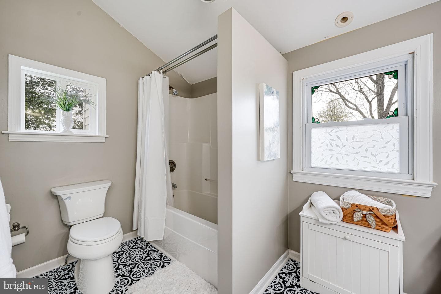 18061 Youngs Lane photo 12