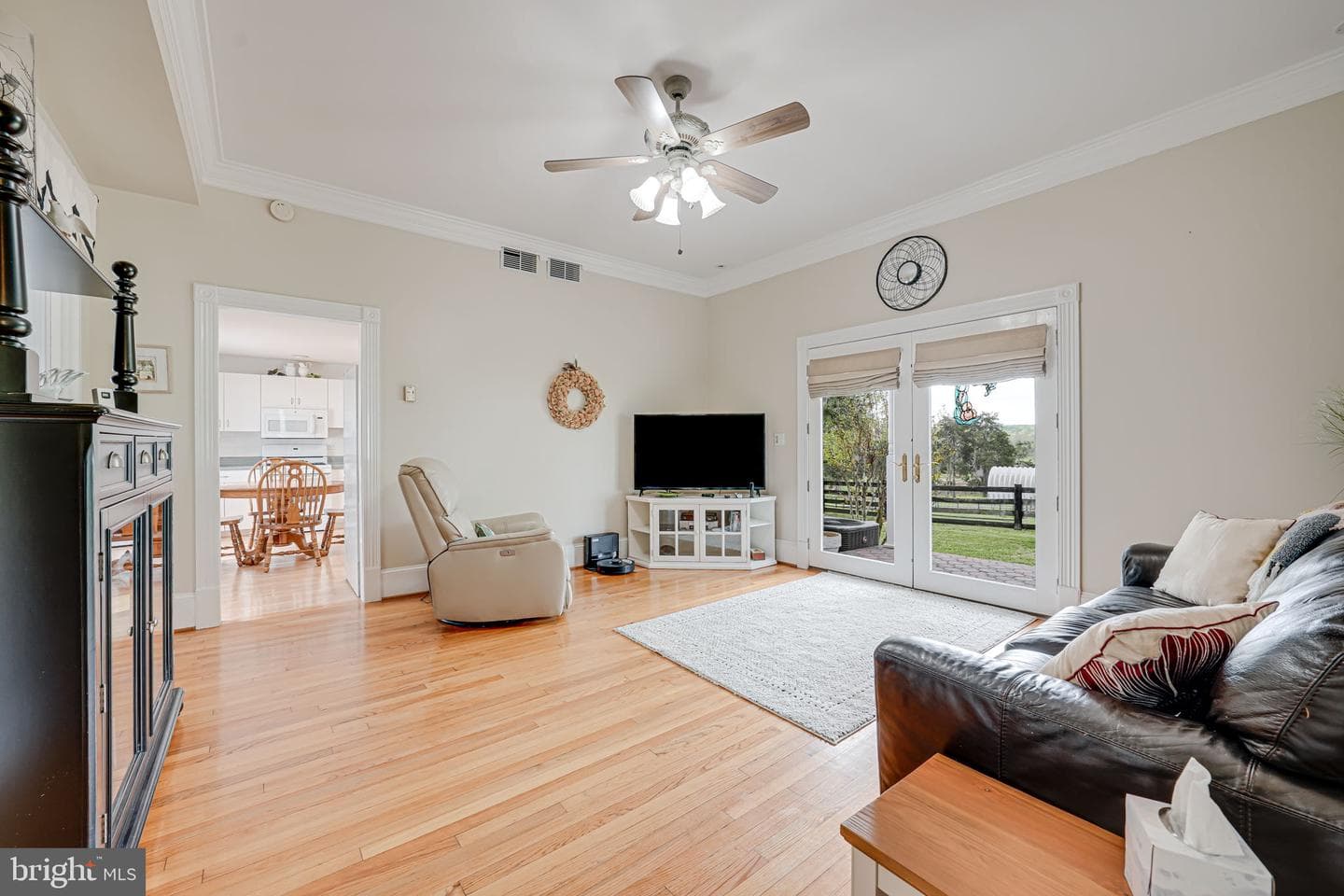 18061 Youngs Lane photo 23