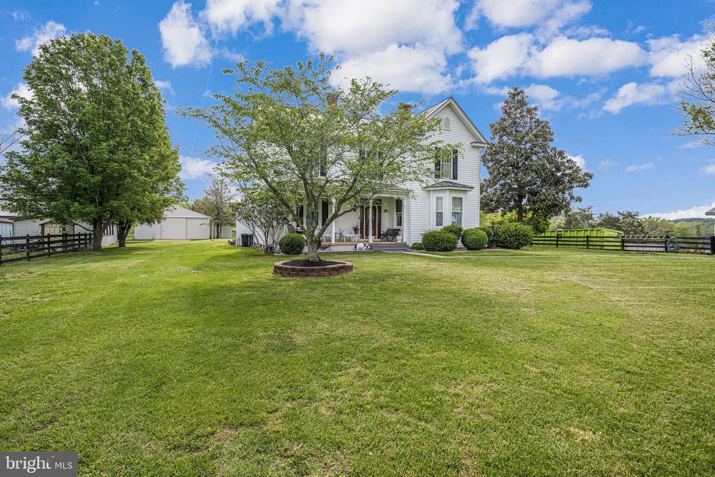 18061 Youngs Lane photo 3