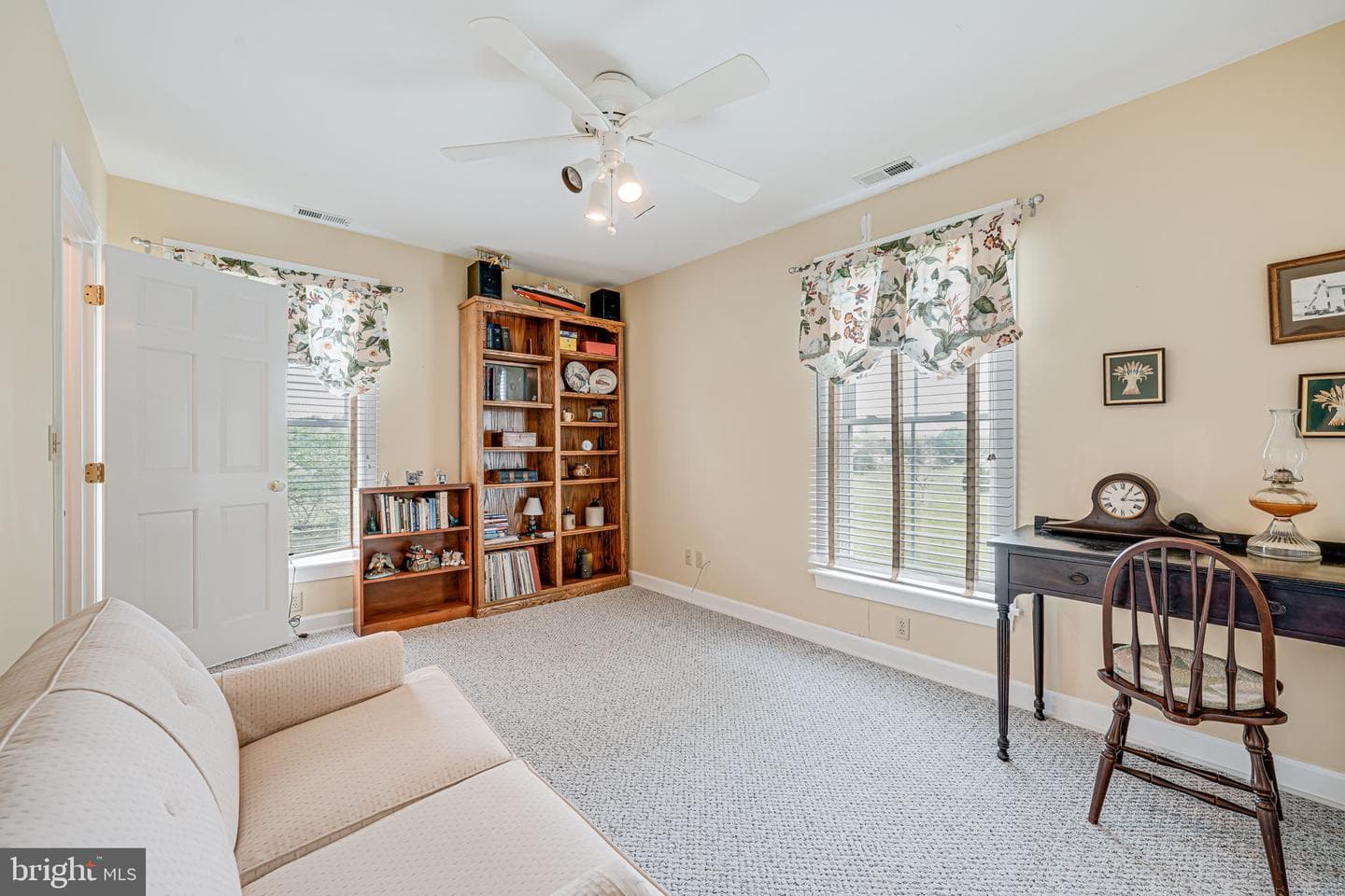 18061 Youngs Lane photo 39