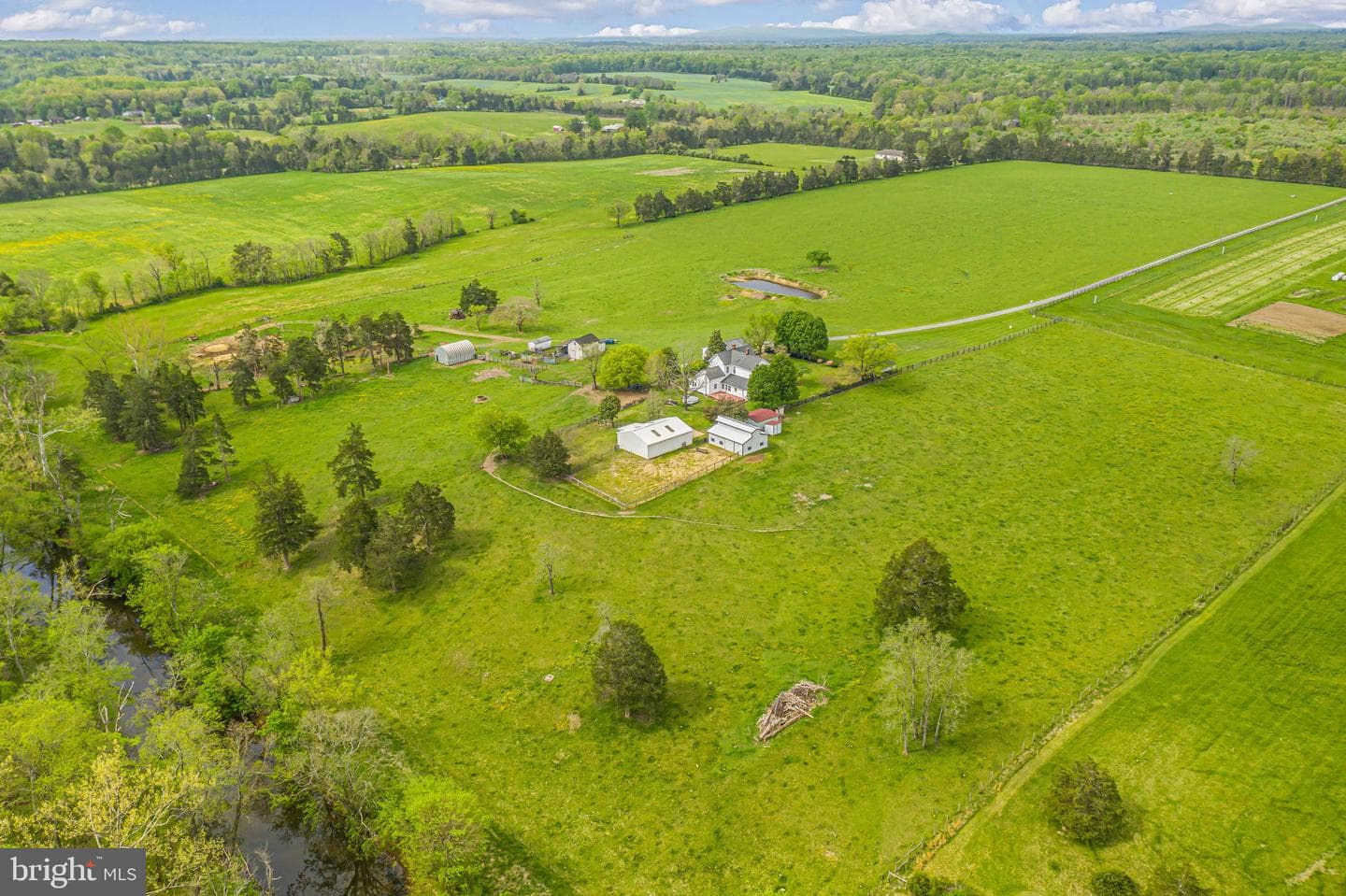 18061 Youngs Lane photo 83