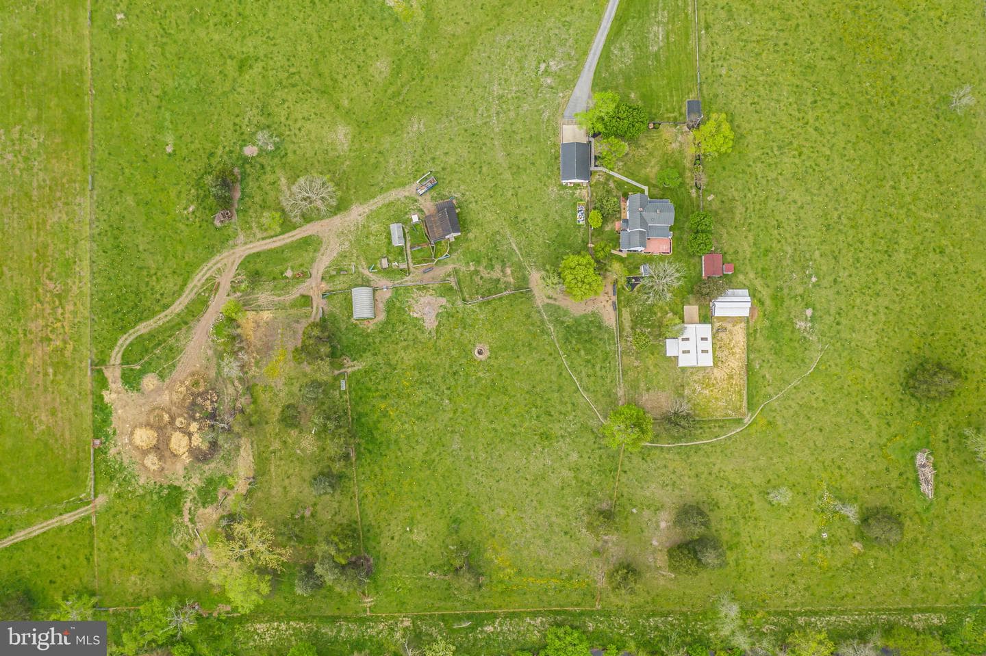 18061 Youngs Lane photo 88