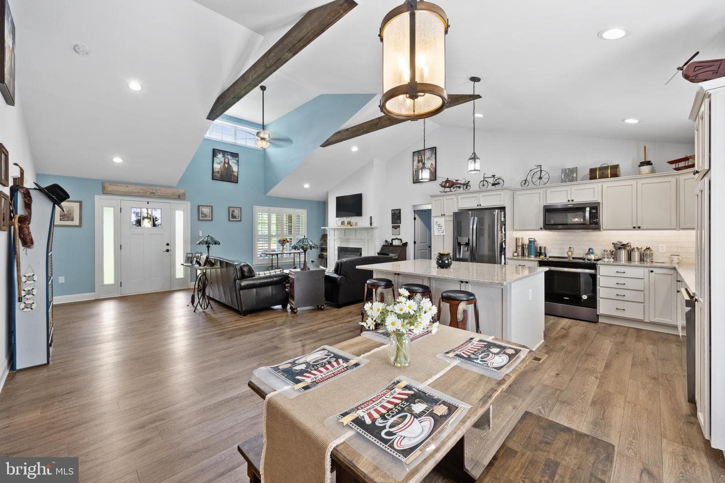17114 Reid Hill photo 17
