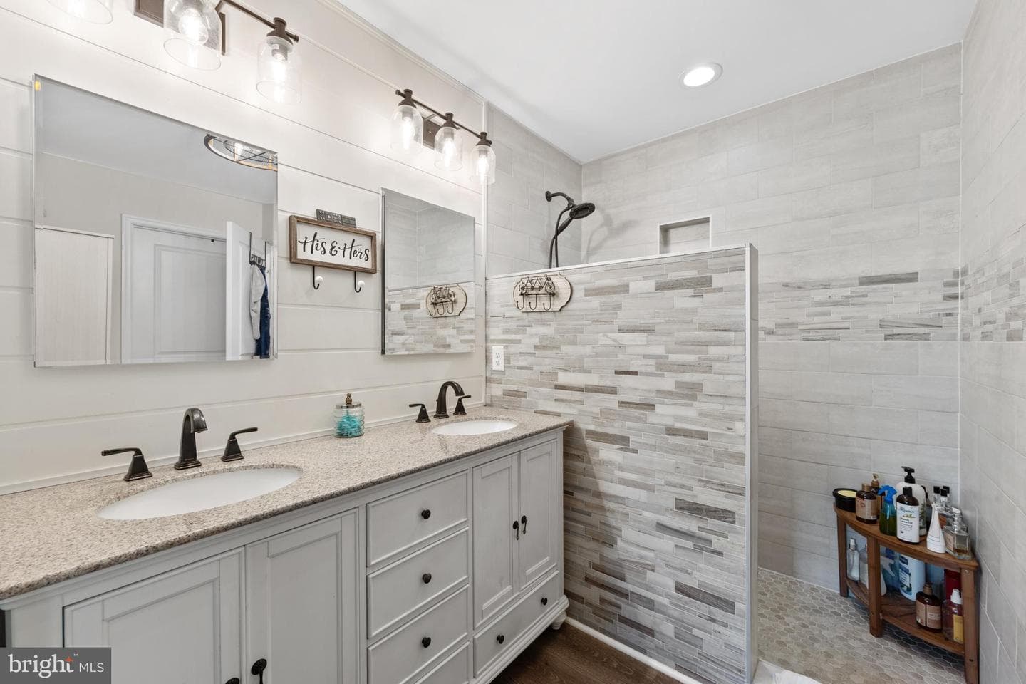17114 Reid Hill photo 30