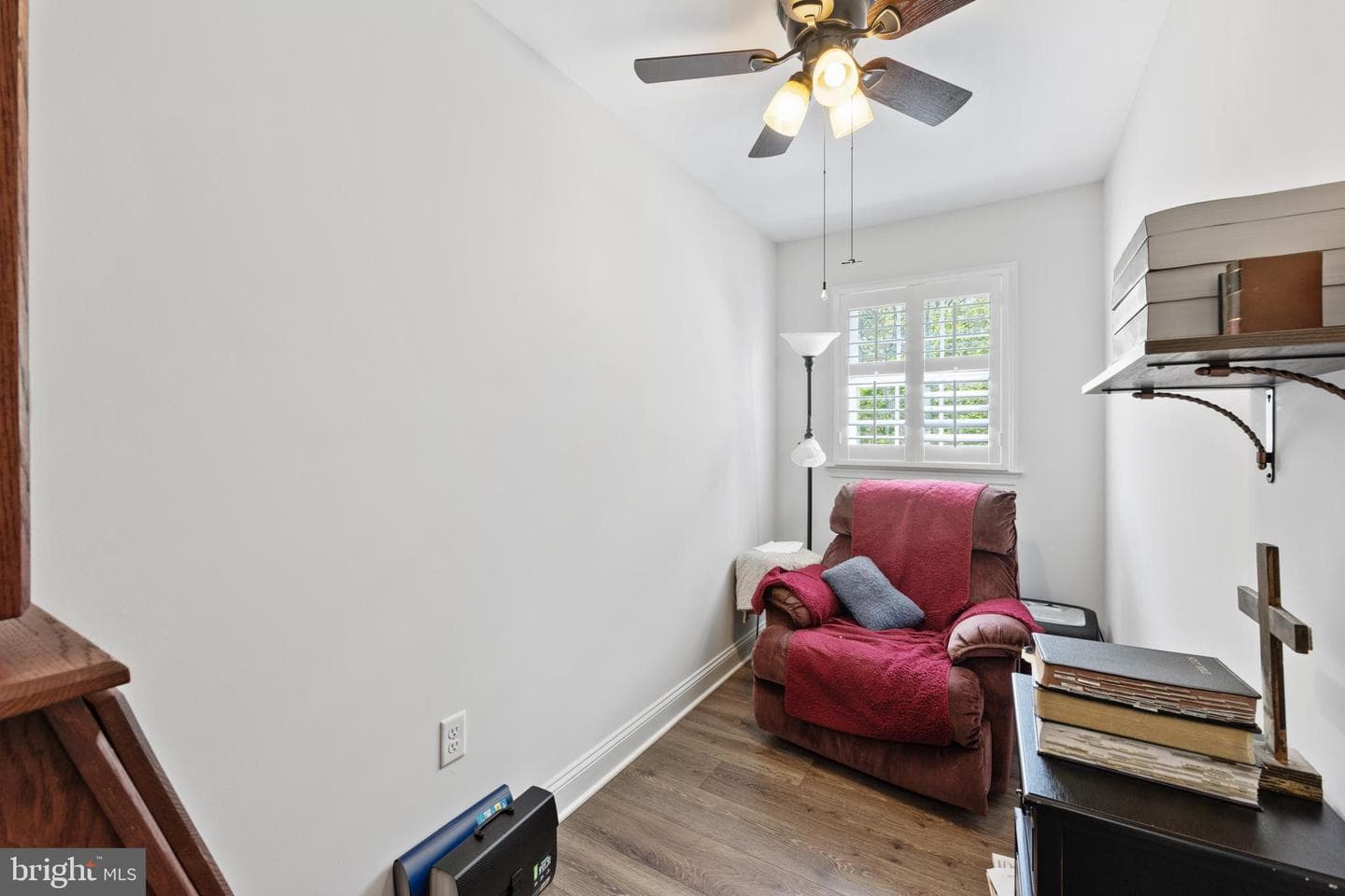 17114 Reid Hill photo 32