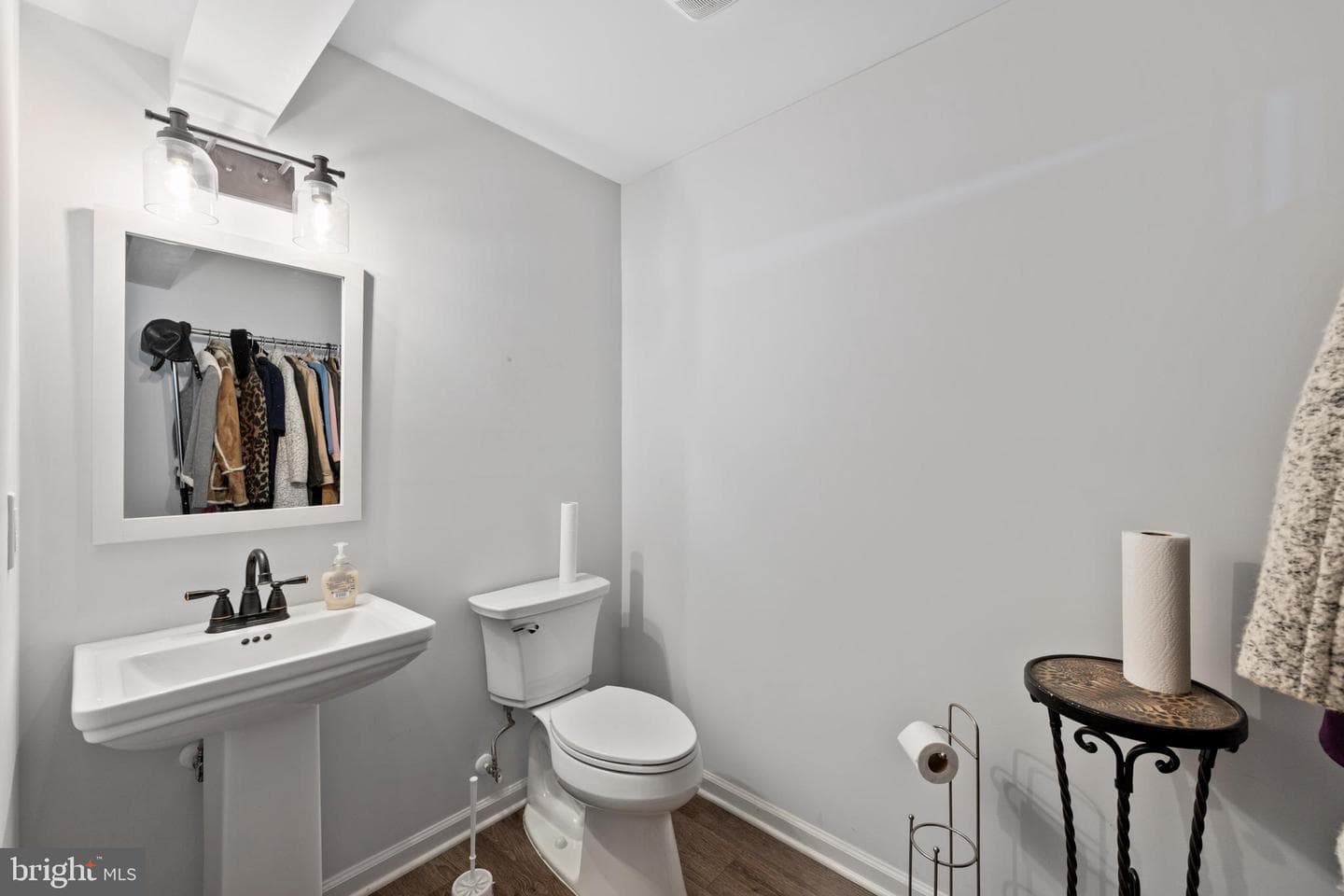 17114 Reid Hill photo 44