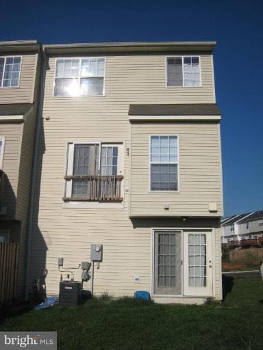 1007 Longview Lane photo 2