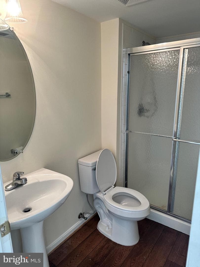 1007 Longview Lane photo 8