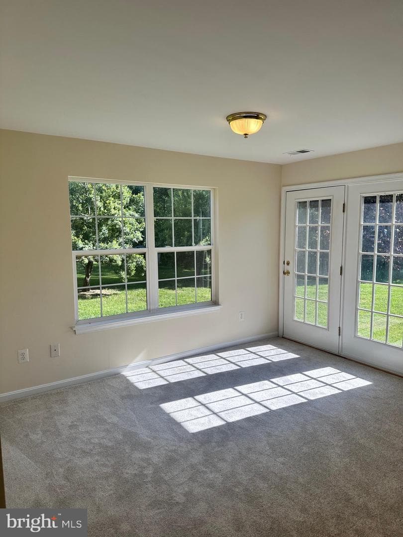 1007 Longview Lane photo 9